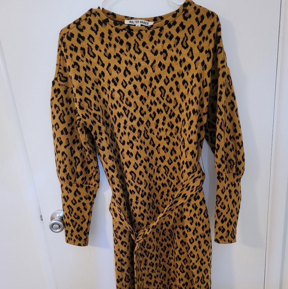 Walter Baker Black and Tan Patterned Top